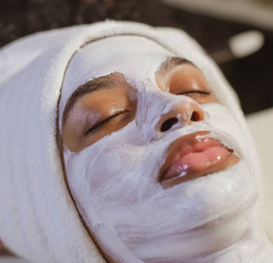 Ultimate Lux Healing Facial